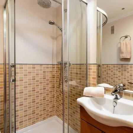 Stunning Penthouse In The Centre Of شقة *